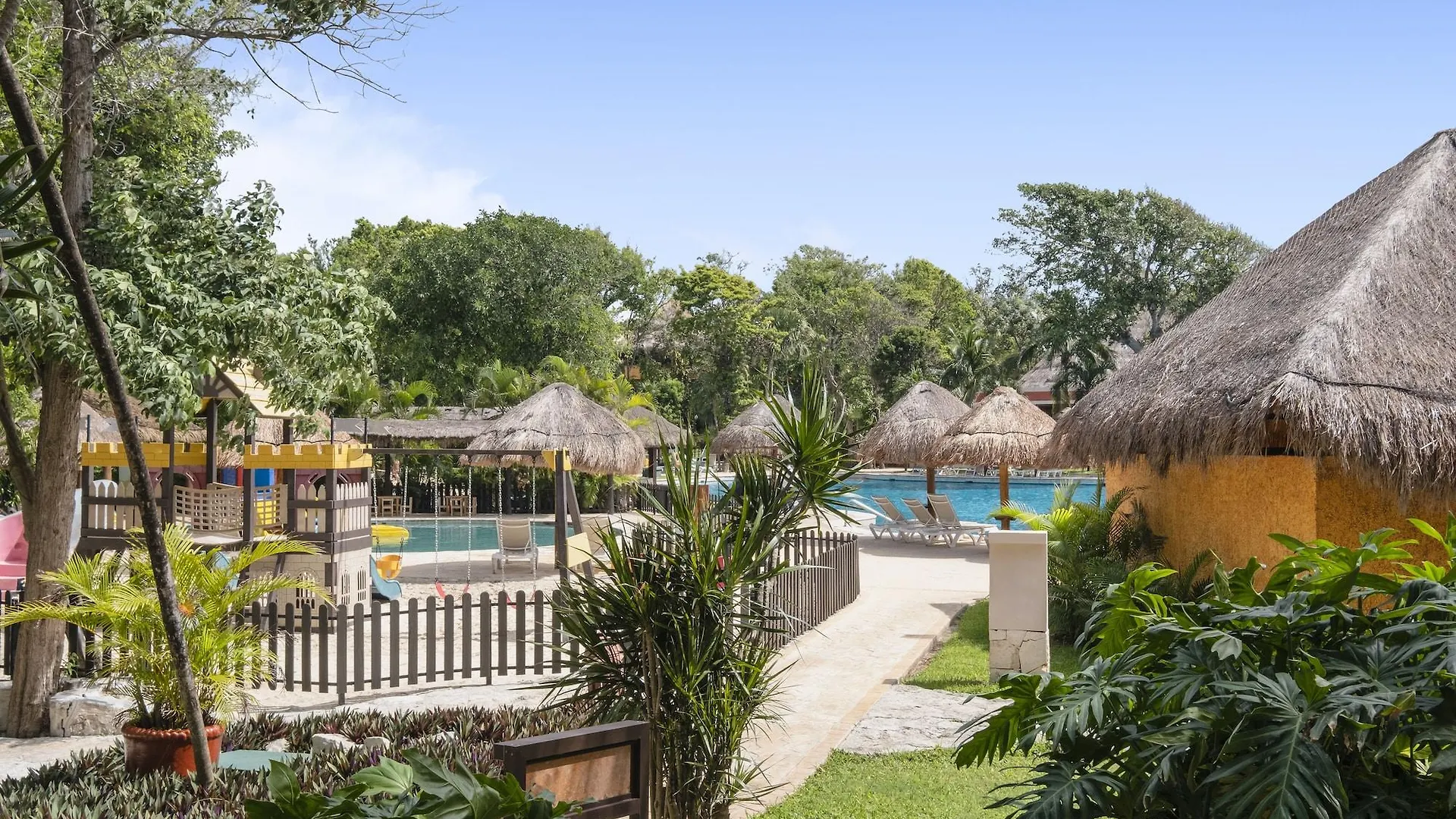 Iberostar Waves Tucan Playa del Carmen 5*,