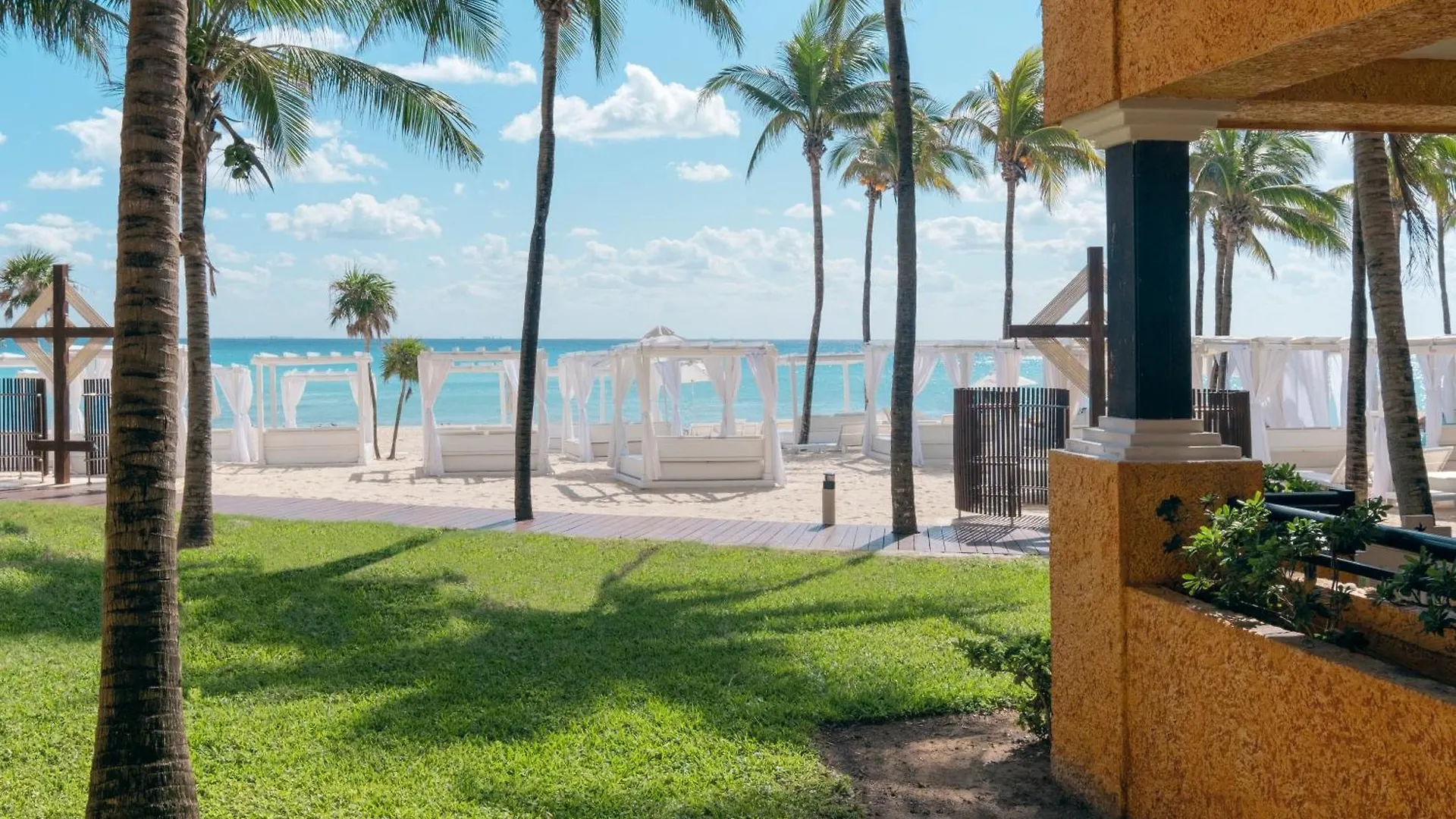 Iberostar Waves Tucan Playa del Carmen