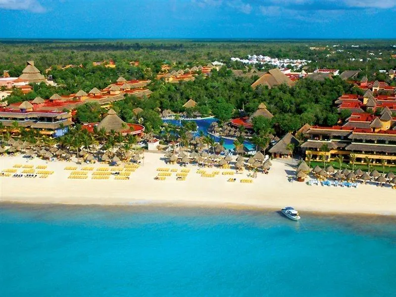 Iberostar Waves Tucan Playa del Carmen Resort