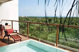 Отель Grand Luxxe Jungle At Vidanta Riviera Maya